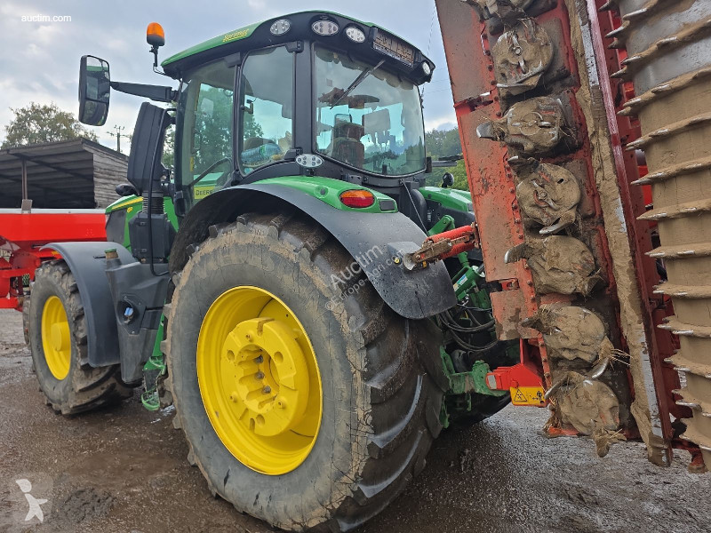 Ciągnik John Deere e18 6r 250