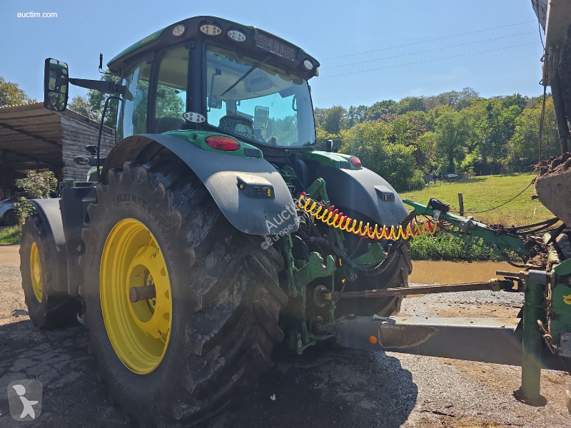 Ciągnik John Deere e18 6r215