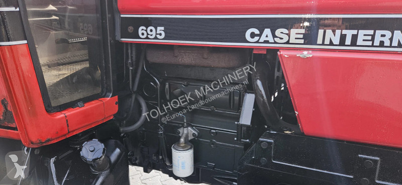 Tractor Case IH 695