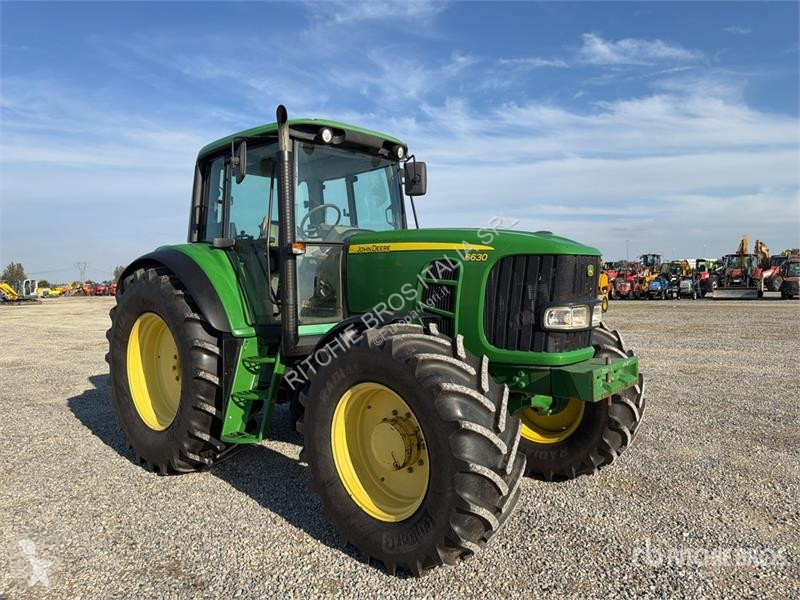 Tractor John Deere 6630 4WD Tractor