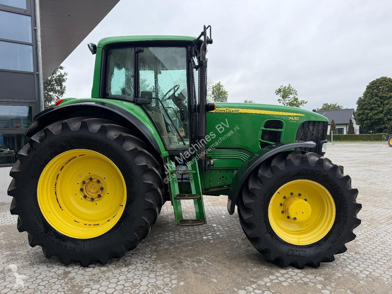 Tractor John Deere 7430 Excellent condition