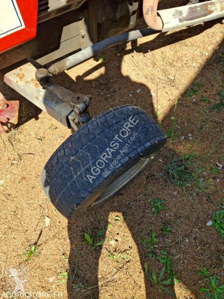 Tractor agrícola Massey Ferguson 210-S
