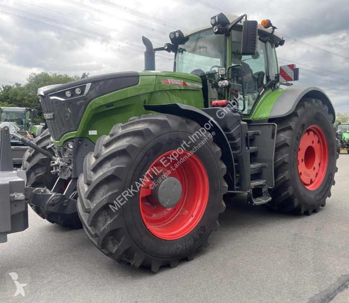 Tracteur agricole Fendt  1050 Vario