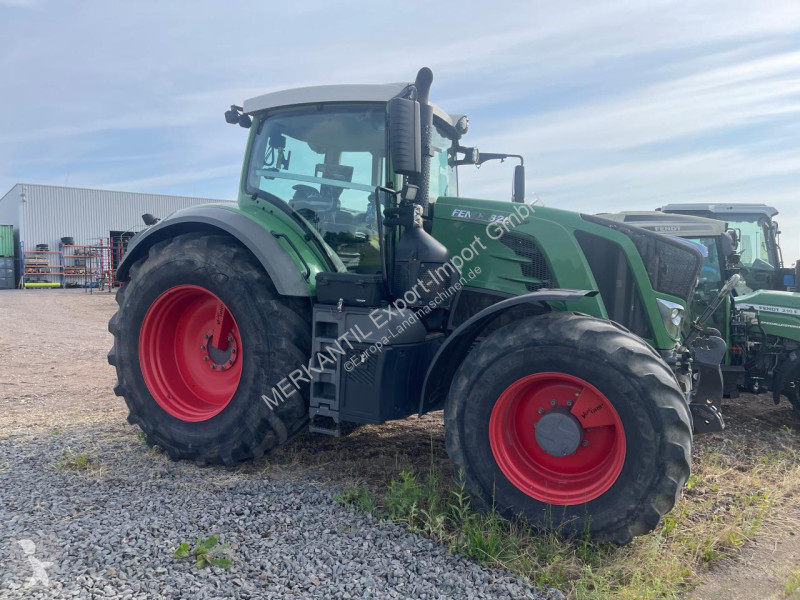 Tractor Fendt  828 Vario S4