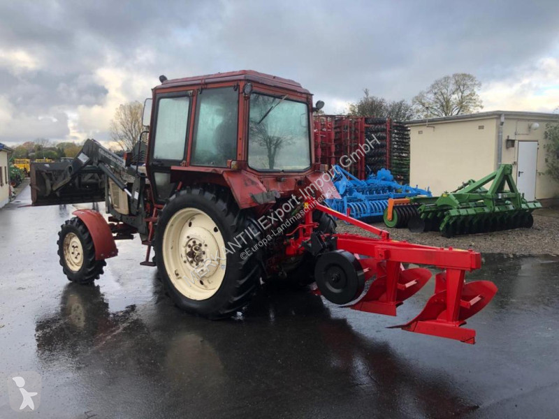 Tractor Belarus  MTS 82 FL + 3 Schar Beetpflug