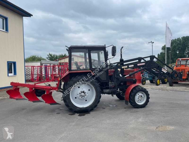 Tractor Belarus  MTS 820 + FL + 3 Schar Beetpflug