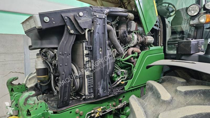 Tractor agrícola John Deere 6210R