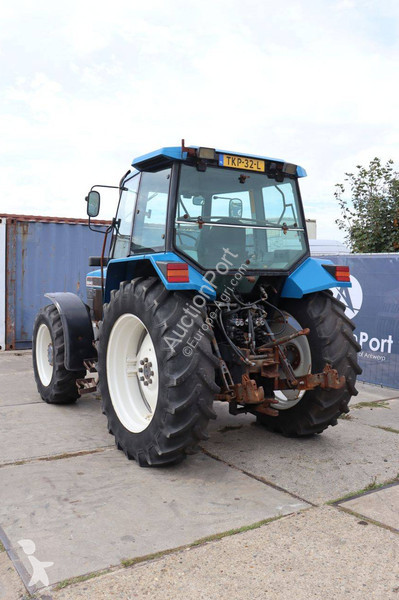Tractor agrícola Ford 6640