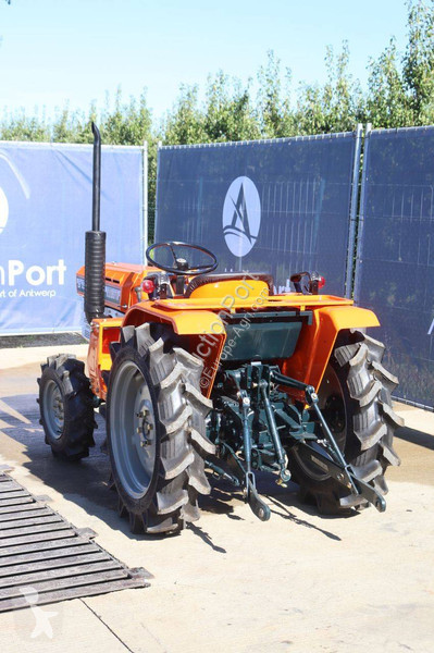 Tractor agrícola Kubota B1902DT