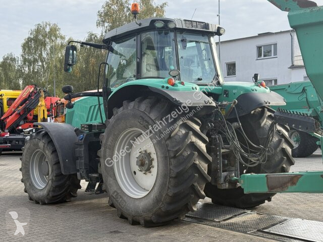 Tracteur agricole Massey Ferguson Agrotron...