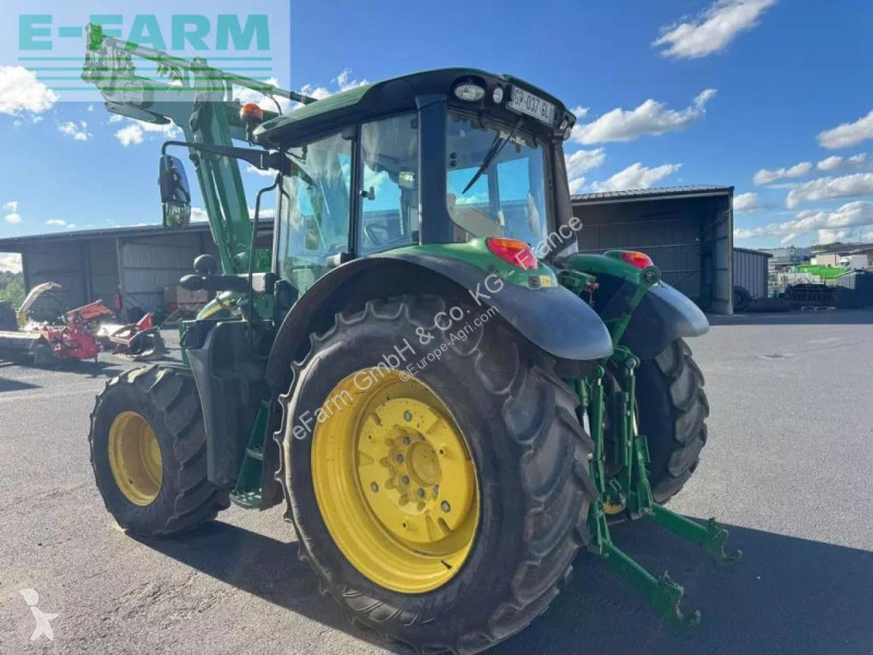 Tracteur agricole John Deere  6100m