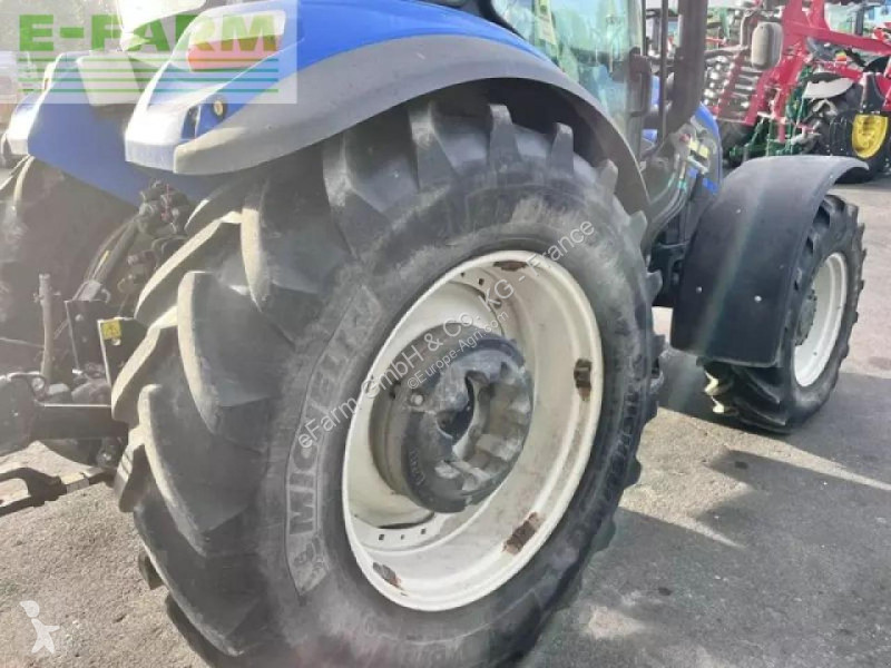 Tracteur agricole New Holland  t5,105