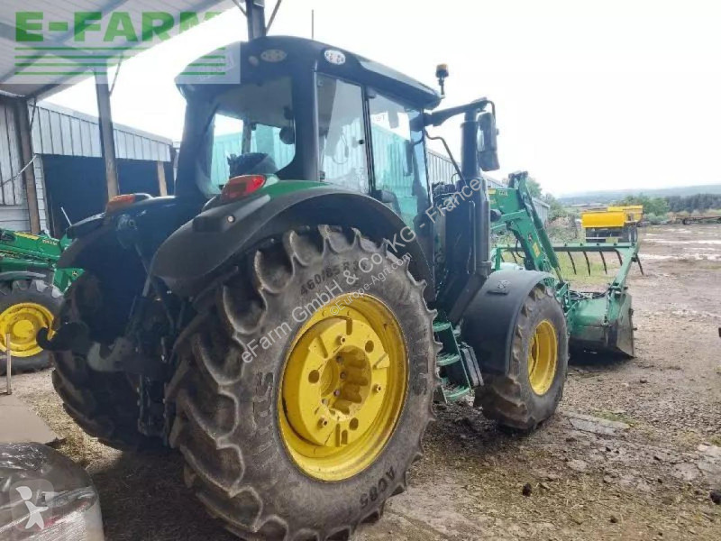 Трактор John Deere  6120m