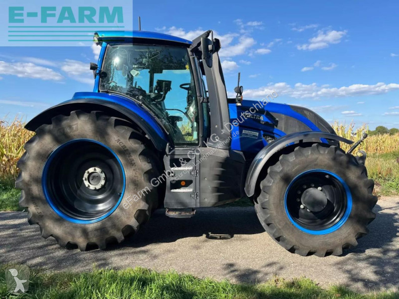 Tracteur agricole Valtra  t234 direct