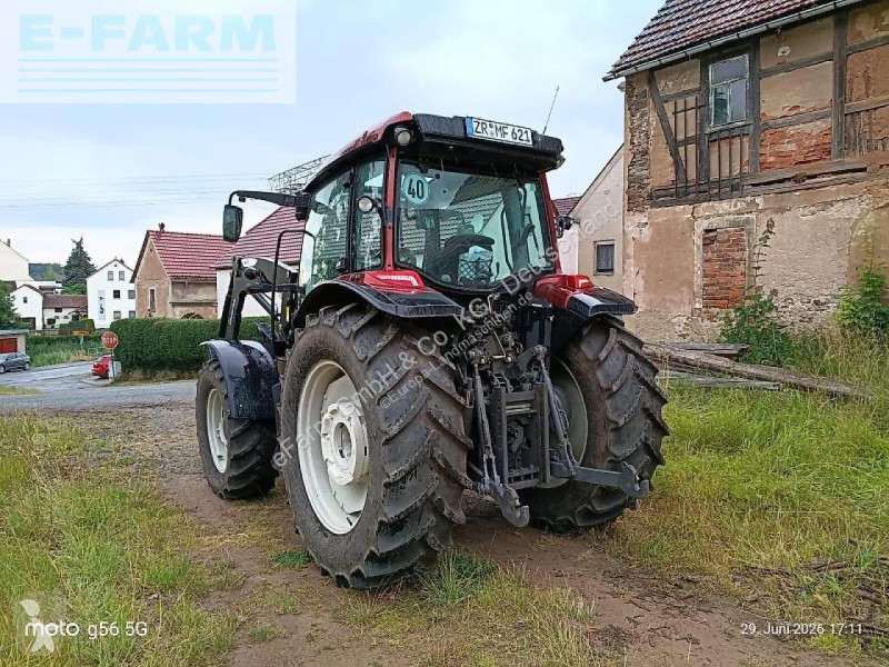 Tracteur agricole Valtra  a114 mit frontlader...