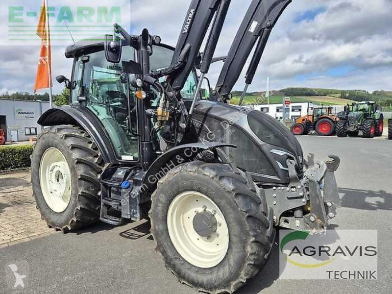 Tracteur agricole Valtra  a 105 mh4