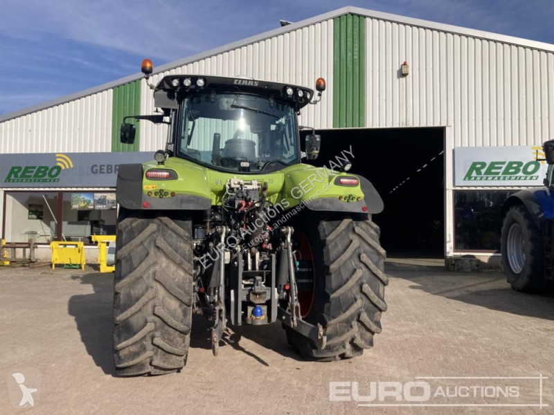 Tractor Claas Axion 830 CMATIC