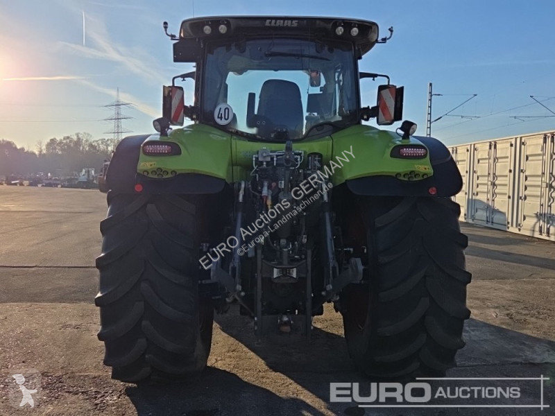 Tracteur agricole Claas Axion 810 CMATIC