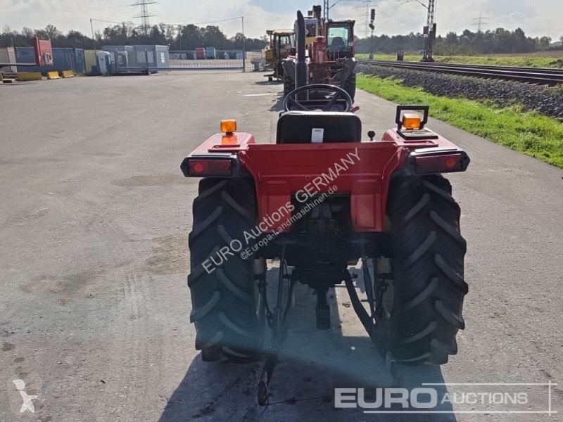 Tractor Yanmar F20D