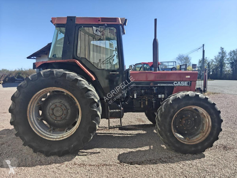 Tracteur agricole Case  1056XL