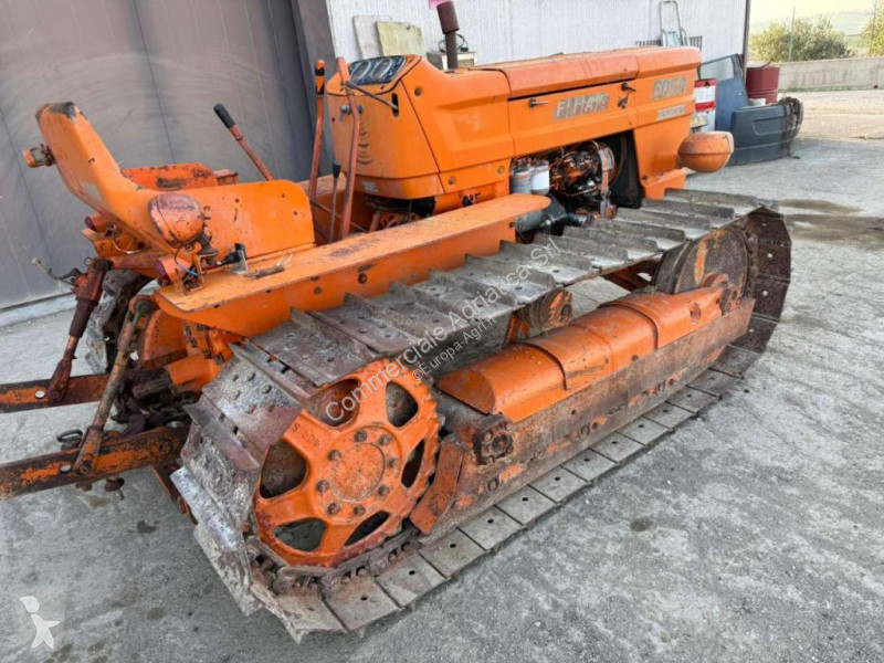 Tracteur agricole Fiat 605