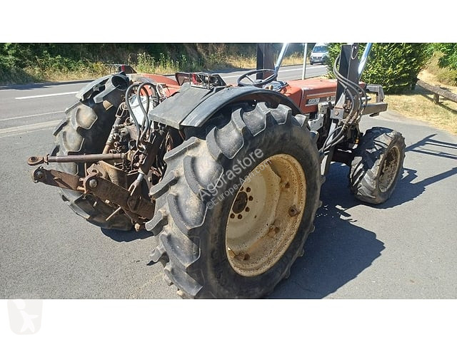 Tracteur agricole Fiat 8076