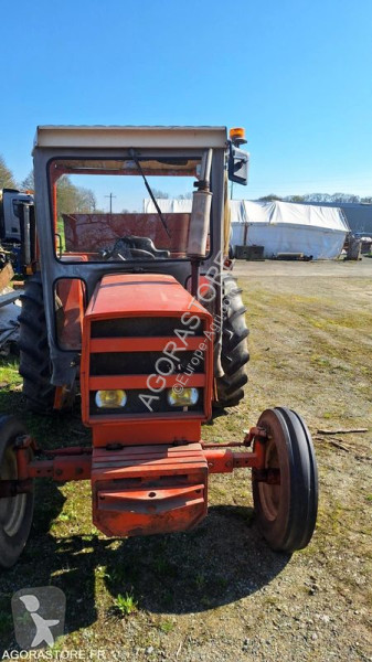 Tracteur agricole
