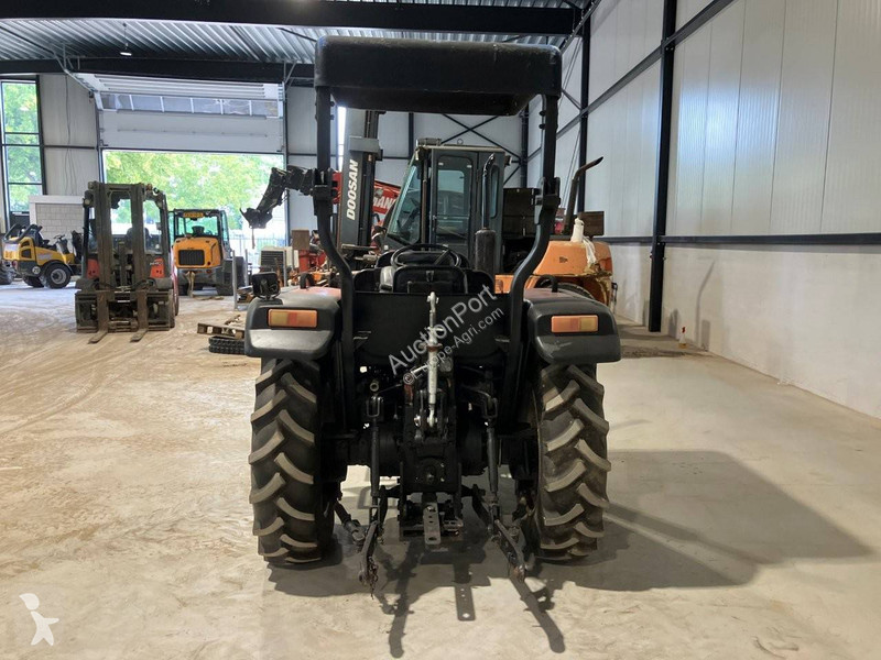 Zemědělský traktor Eurotrac 608