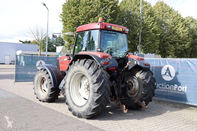 Zemědělský traktor Case IH MX135