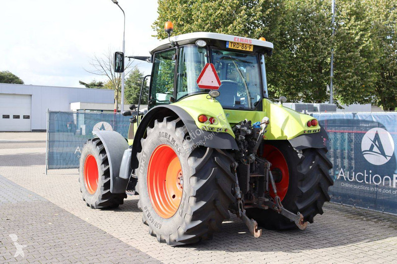 Zemědělský traktor Claas Arion 620