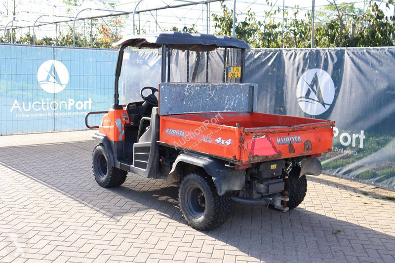 Zemědělský traktor Kubota RTV900