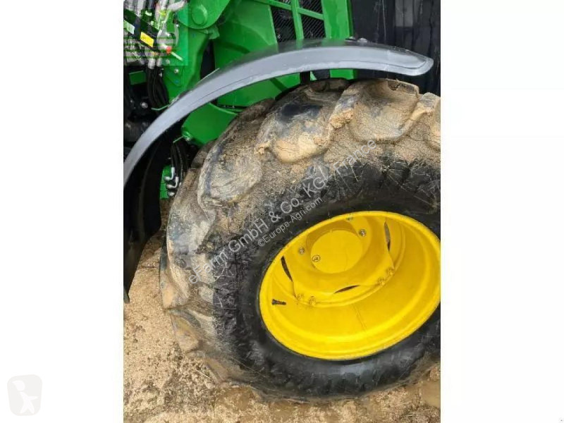 Tractor John Deere  6120m