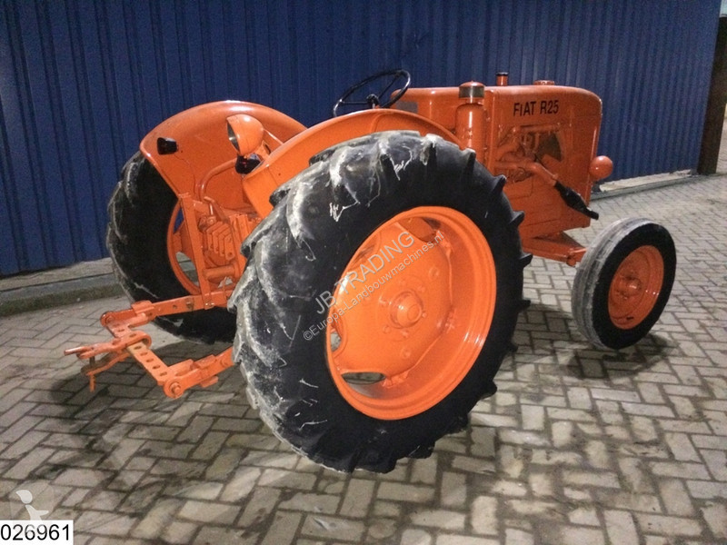 Tractor agrícola Fiat R25 2WD