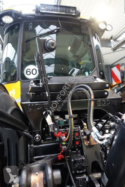جرار زراعي JCB Icone