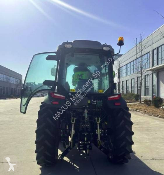 Tracteur agricole Claas Ciągnik 75 KM 4x4 MAXUS