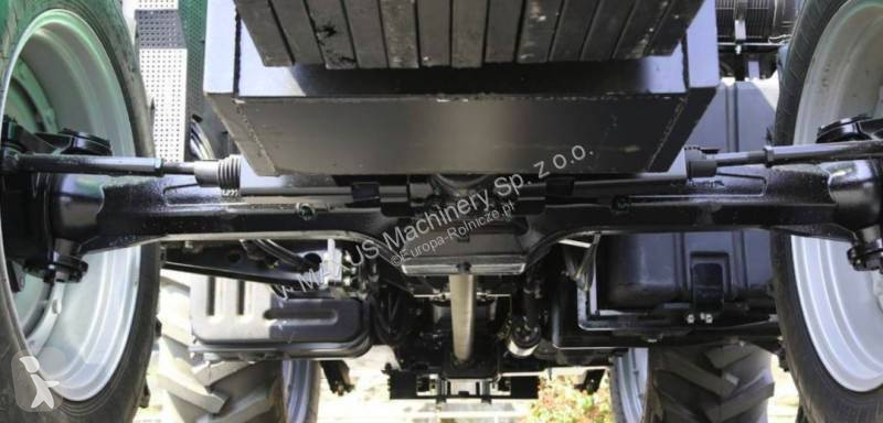 جرار زراعي Lombardini Ciągnik 200 KM 4x4 MAXUS
