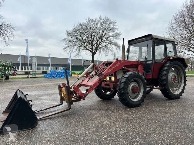 Tractor agrícola Case International 844S - Met...