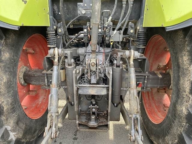 Tracteur agricole Claas ARION 620