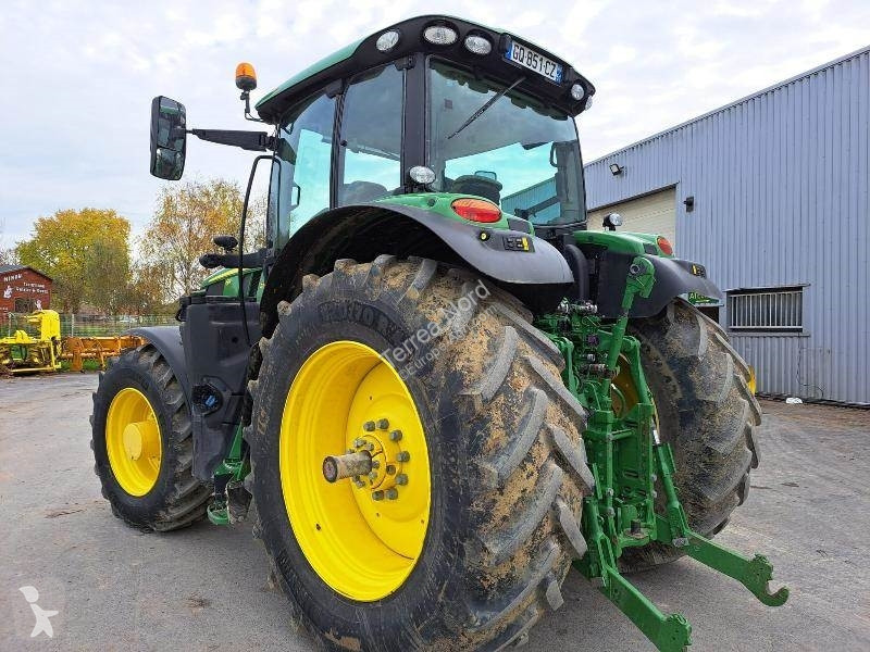 Tractor agrícola John Deere 6R 215