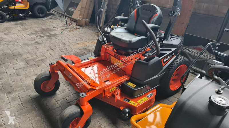 Tractor Kubota  Z2-481 Zeroturn Kawasaki