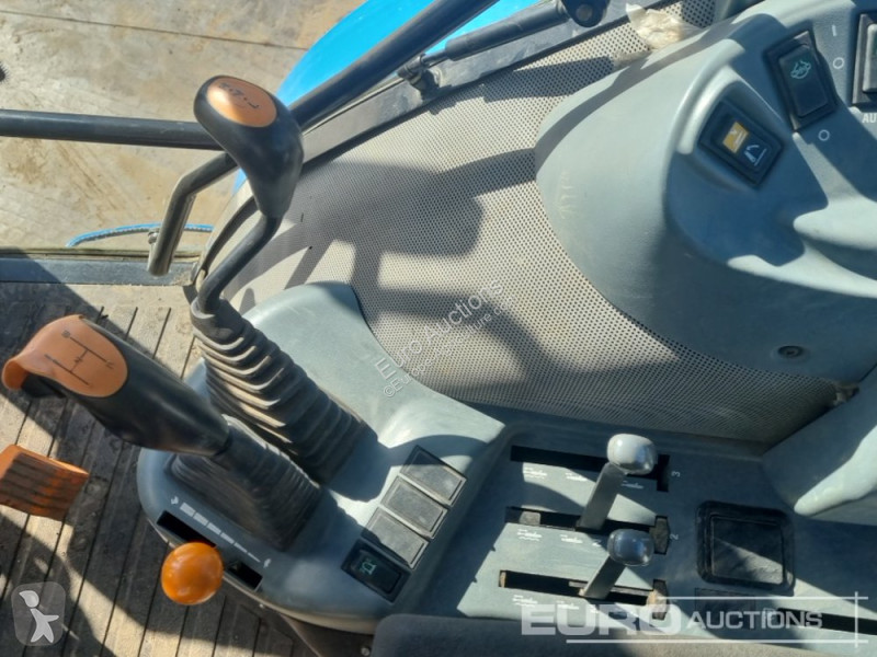 Tracteur agricole  CX85