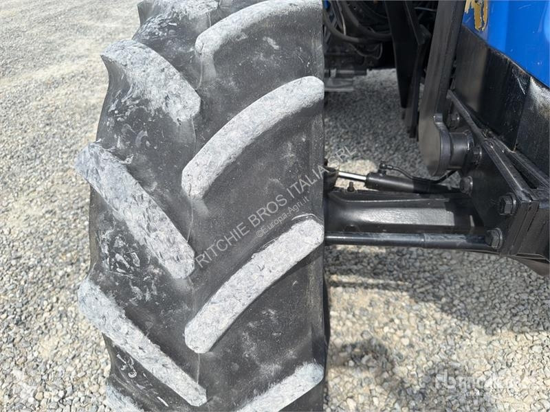 Tractor New Holland TL100A