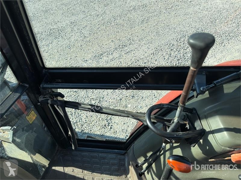 Tractor New Holland L75 4WD Tractor