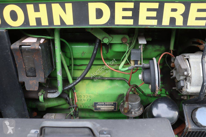 John Deere 2250 tractor