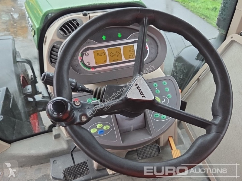 Tracteur agricole Fendt 828 VARIO PROFI PLUS