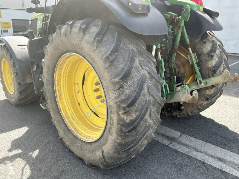 Tracteur agricole John Deere 619