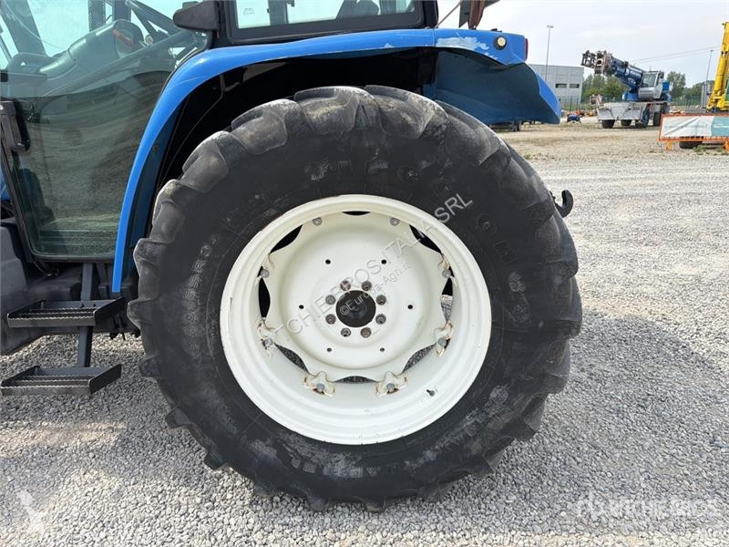 Tractor New Holland TL100A