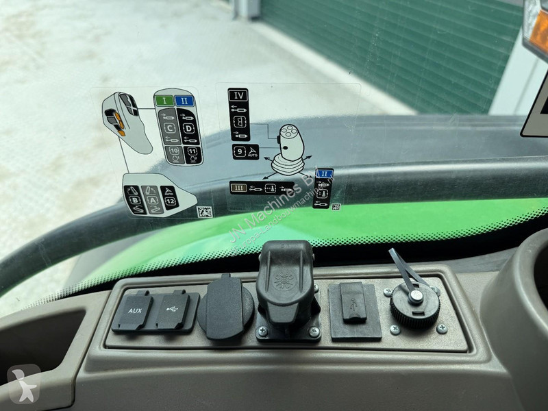 Ciągnik John Deere 8R 370
