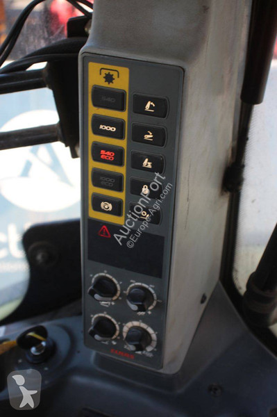 Tracteur agricole Claas Axion 930