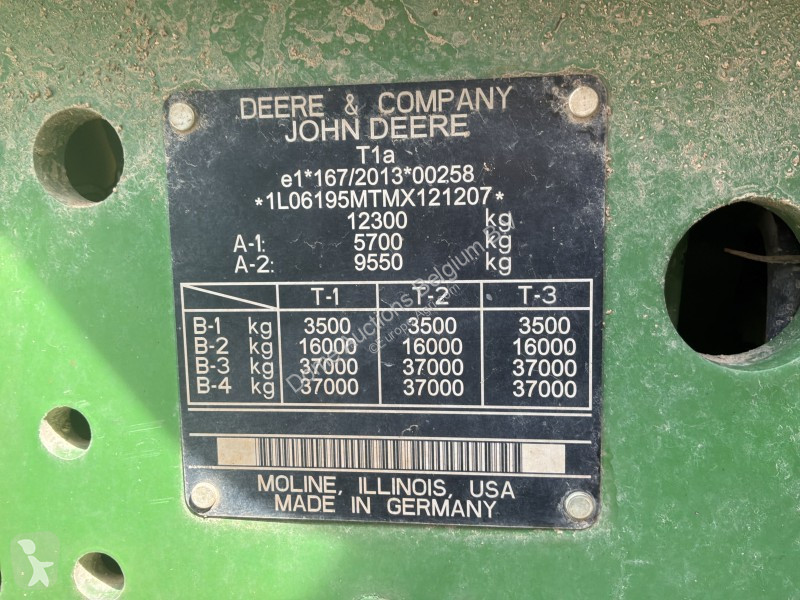 Tracteur agricole John Deere 619